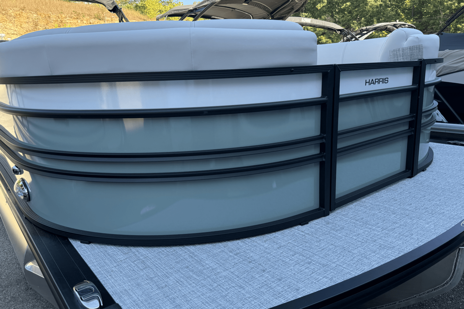 Slide: The Image of Harris 250 Sunliner 2025 - 1