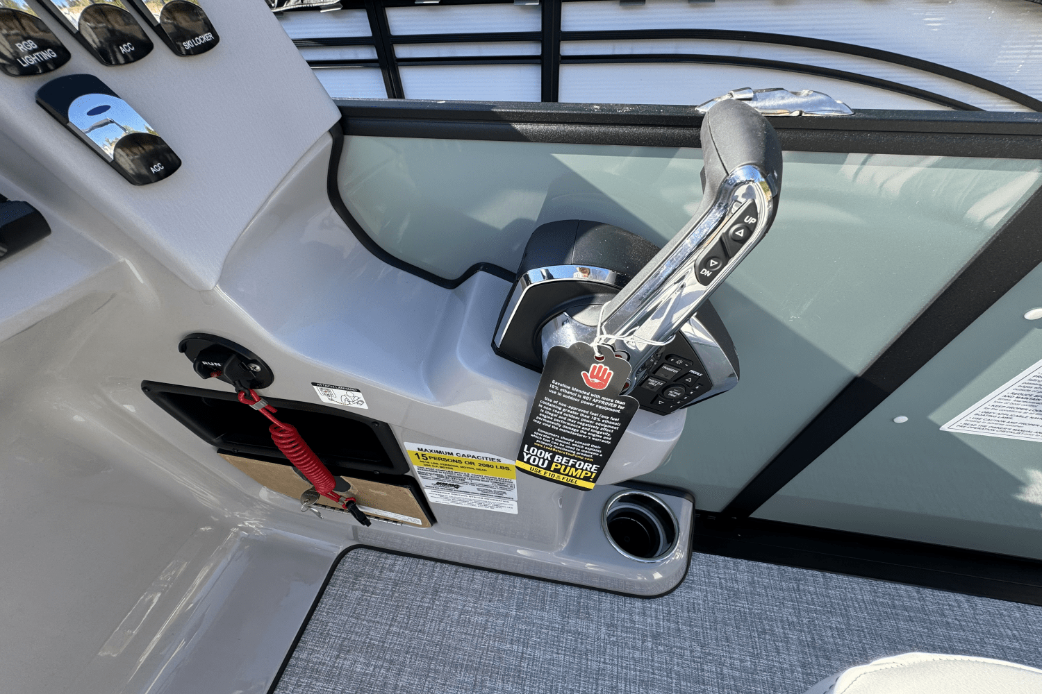 Slide: The Image of Harris 250 Sunliner 2025 - 12