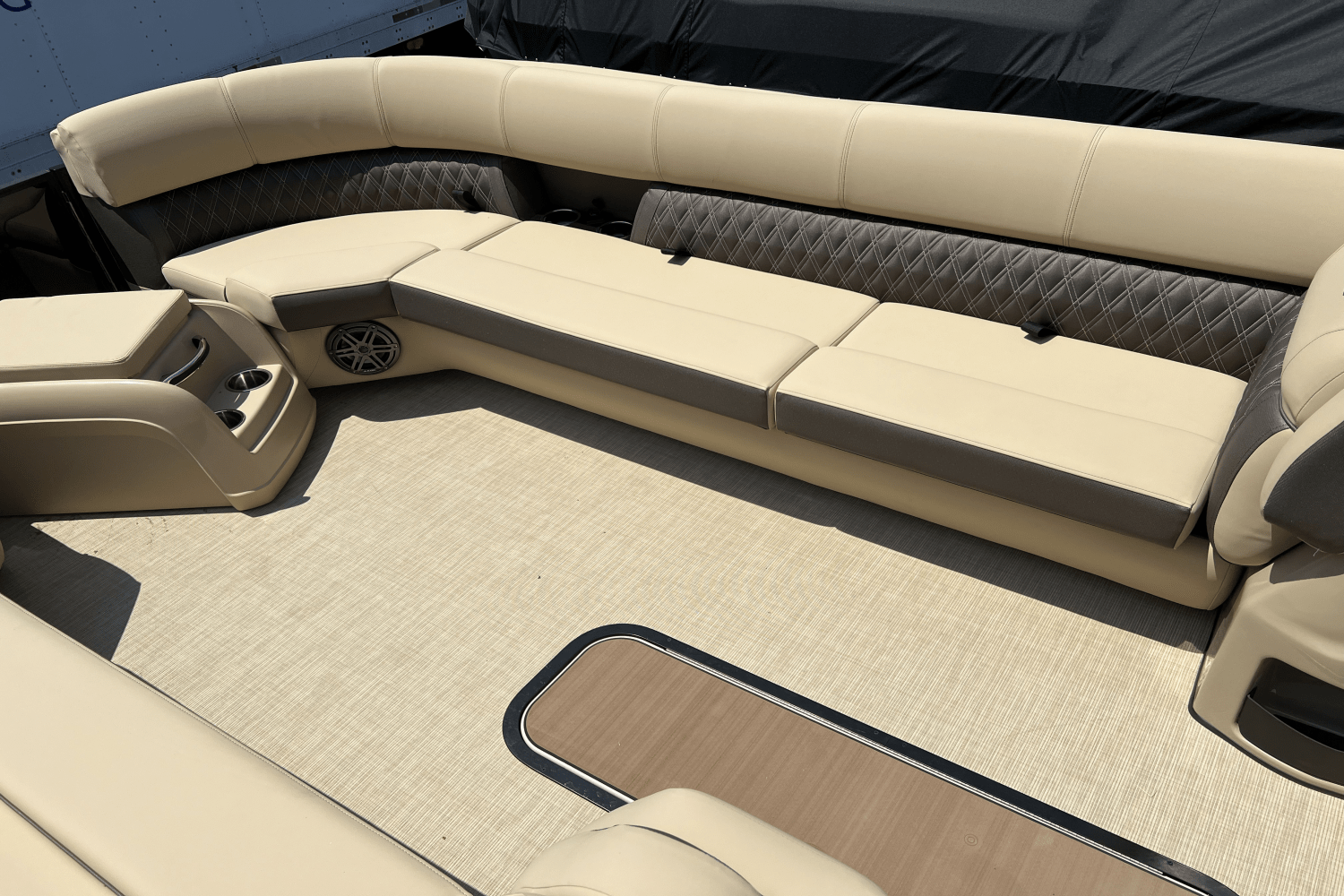 Slide: The Image of Harris 250 Sunliner 2025 - 13