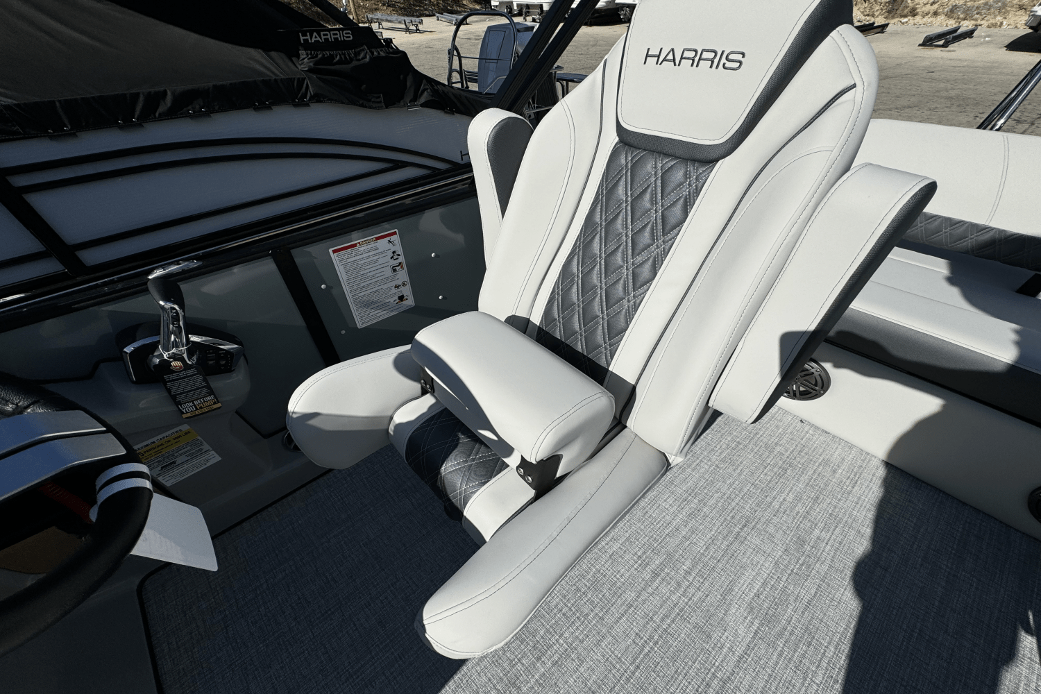 Slide: The Image of Harris 250 Sunliner 2025 - 15