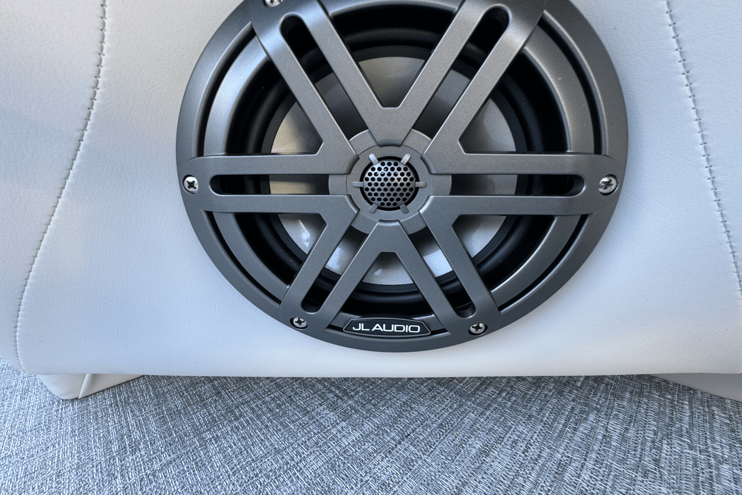 Slide: The Image of Harris 250 Sunliner 2025 - 18