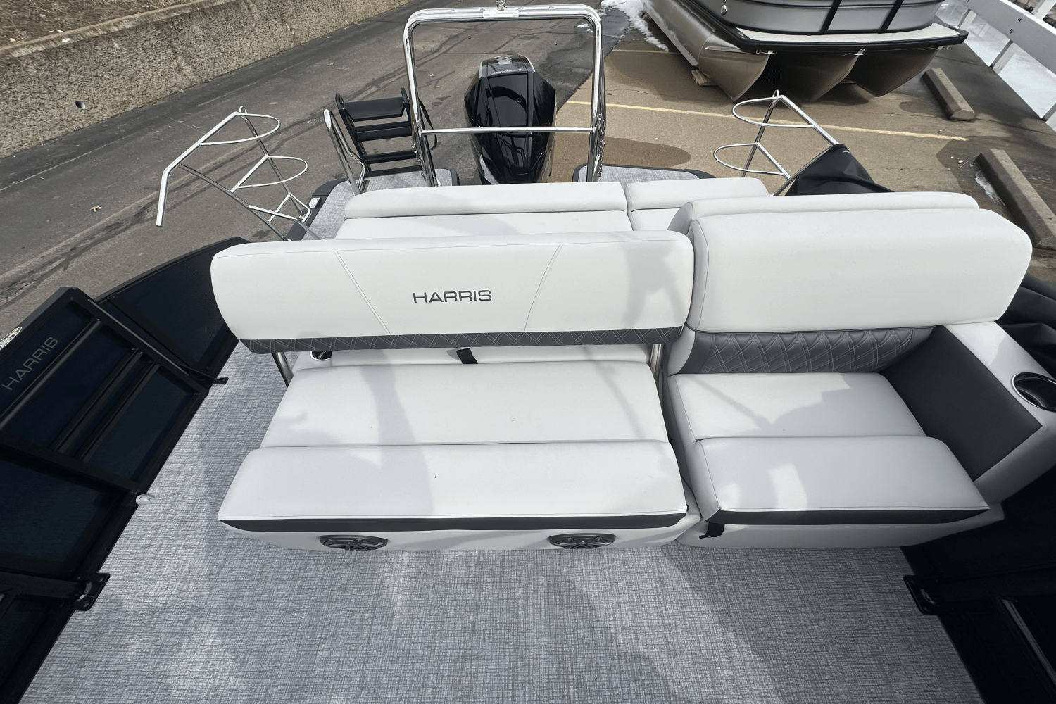 Slide: The Image of Harris 250 Sunliner Sport 2025 - 13