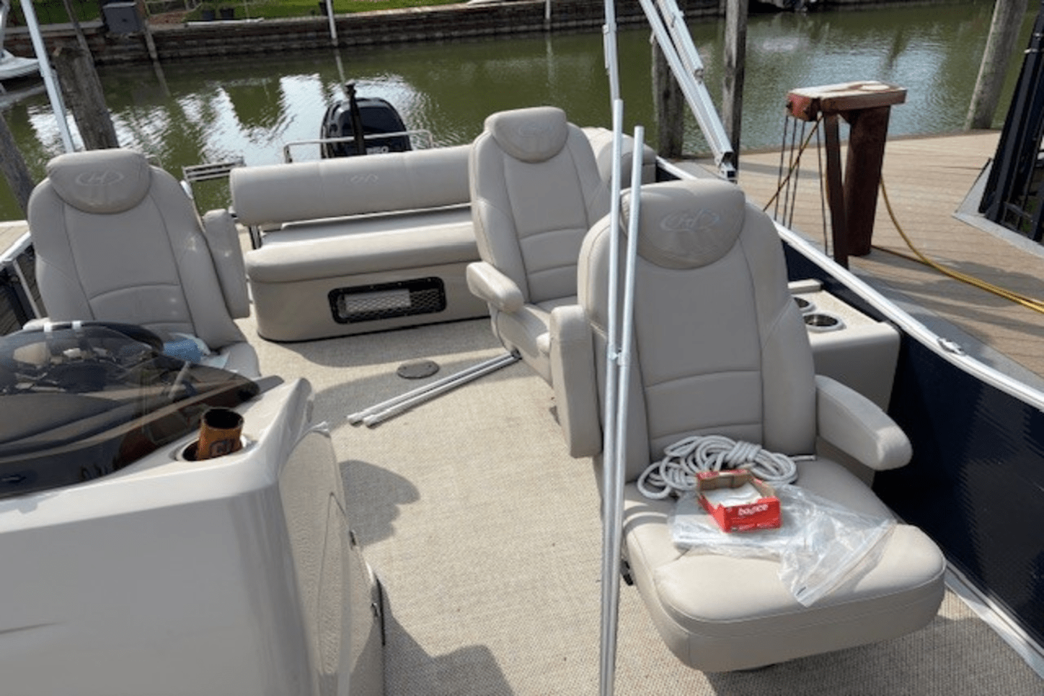 Slide: The Image of Harris 270 GRAND MARINER 2016 - 12