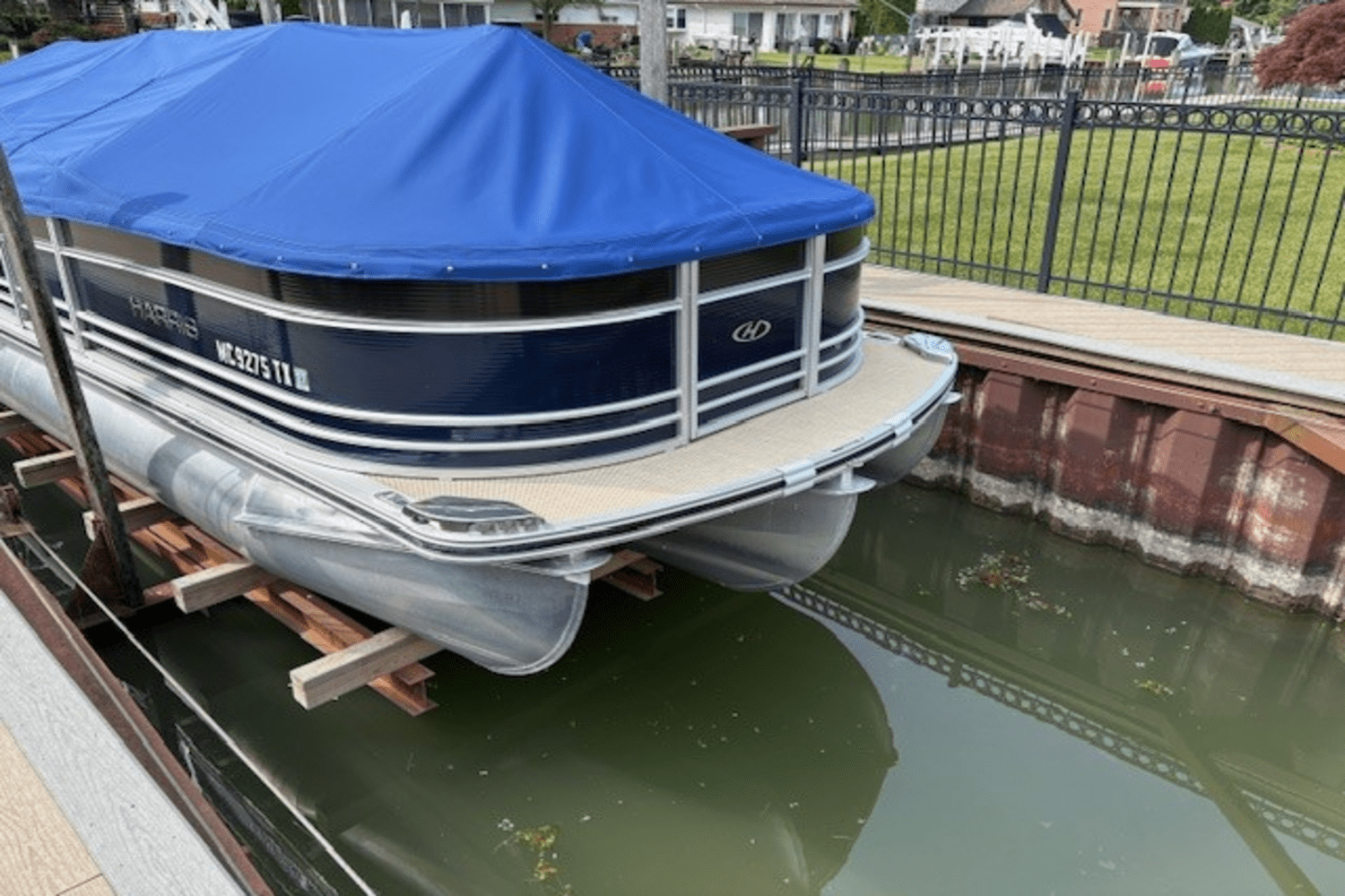 Slide: The Image of Harris 270 GRAND MARINER 2016 - 2