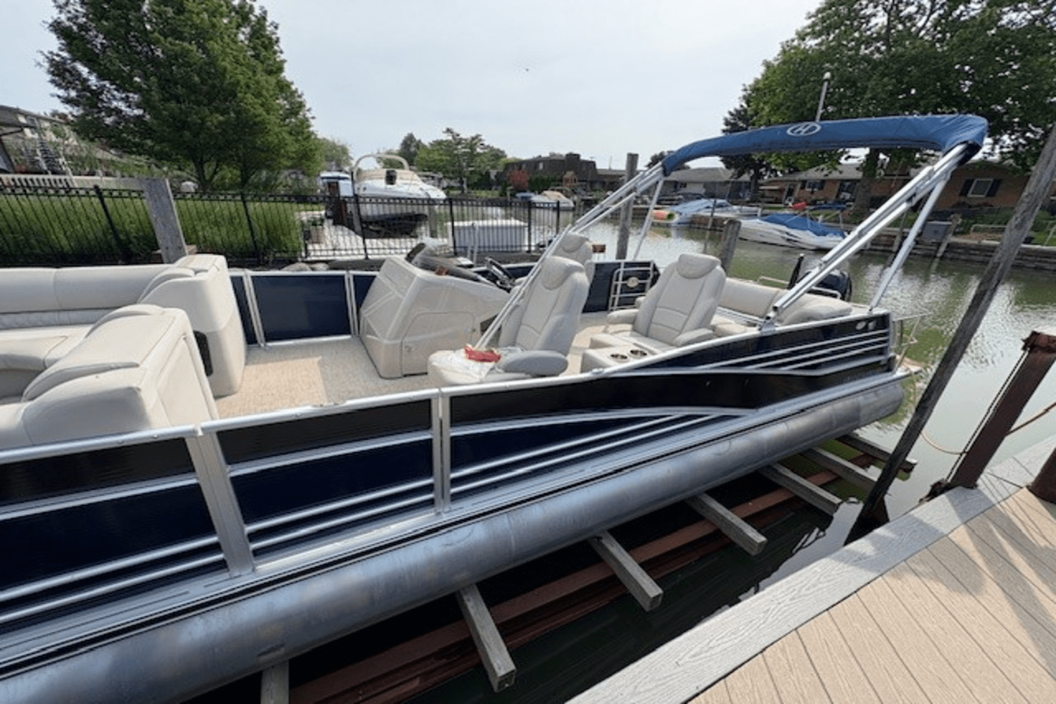 Slide: The Image of Harris 270 GRAND MARINER 2016 - 3