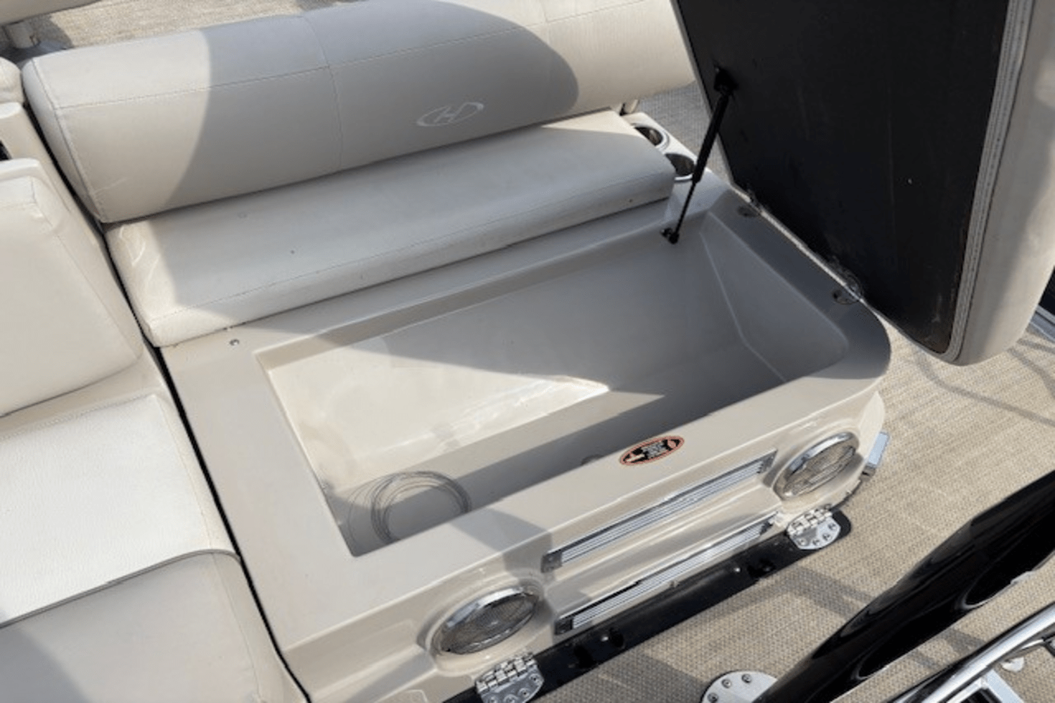 Slide: The Image of Harris 270 GRAND MARINER 2016 - 5