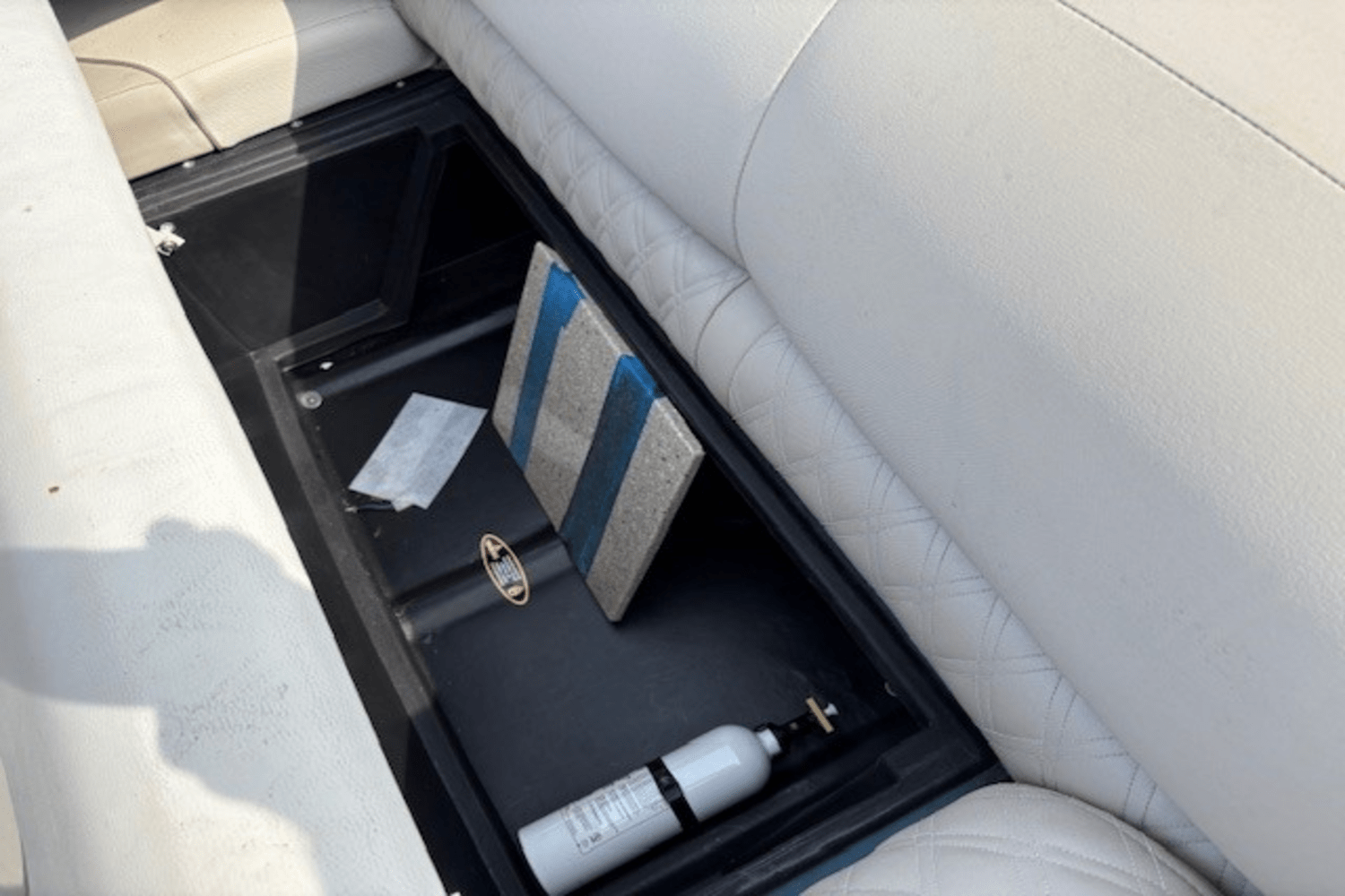 Slide: The Image of Harris 270 GRAND MARINER 2016 - 9