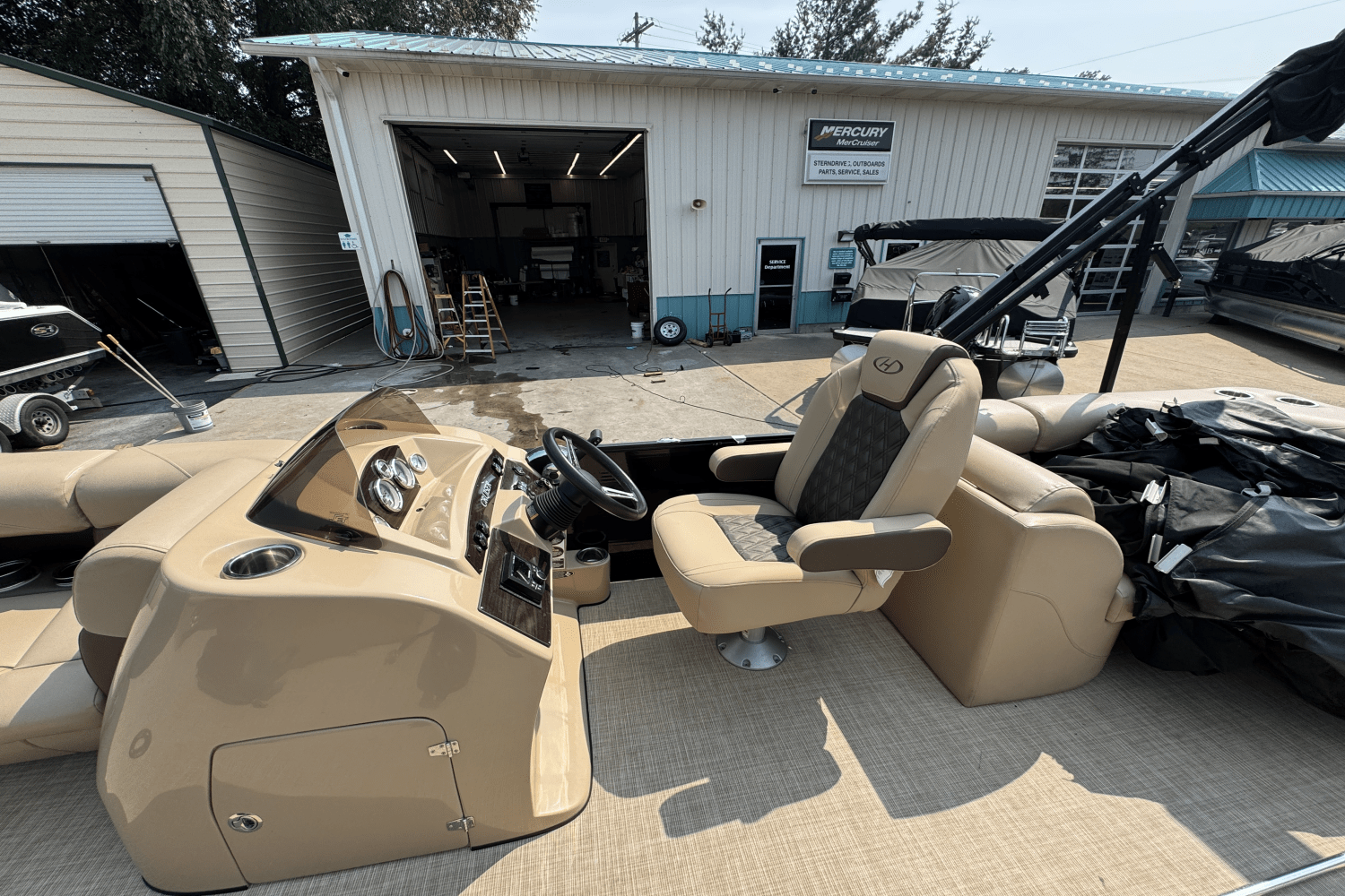 Slide: The Image of Harris Cruiser 200 2018 - 23