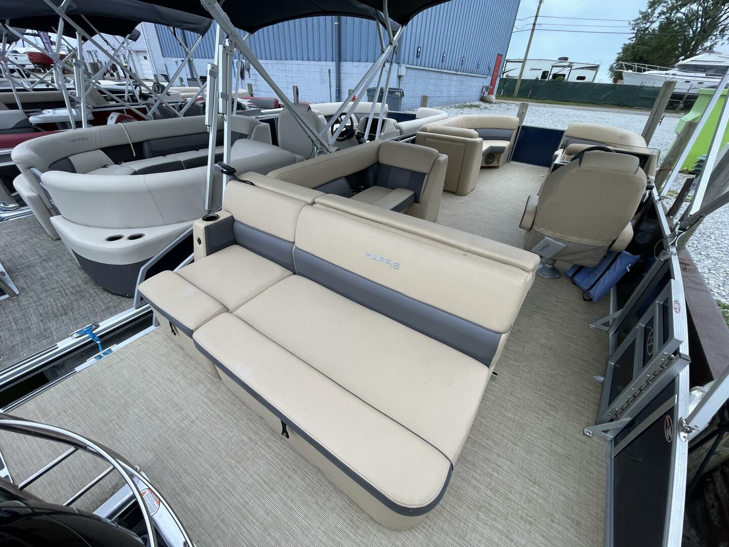 Slide: The Image of Harris Cruiser 230 CS 2023 - 4789032