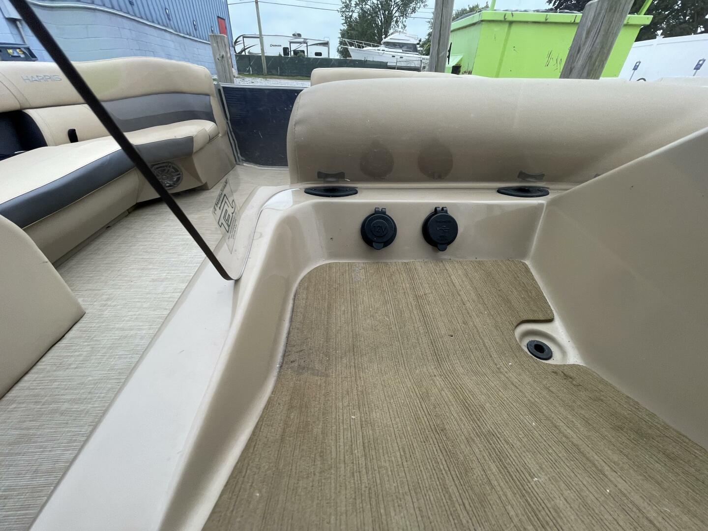 Slide: The Image of Harris Cruiser 230 CS 2023 - 4789084