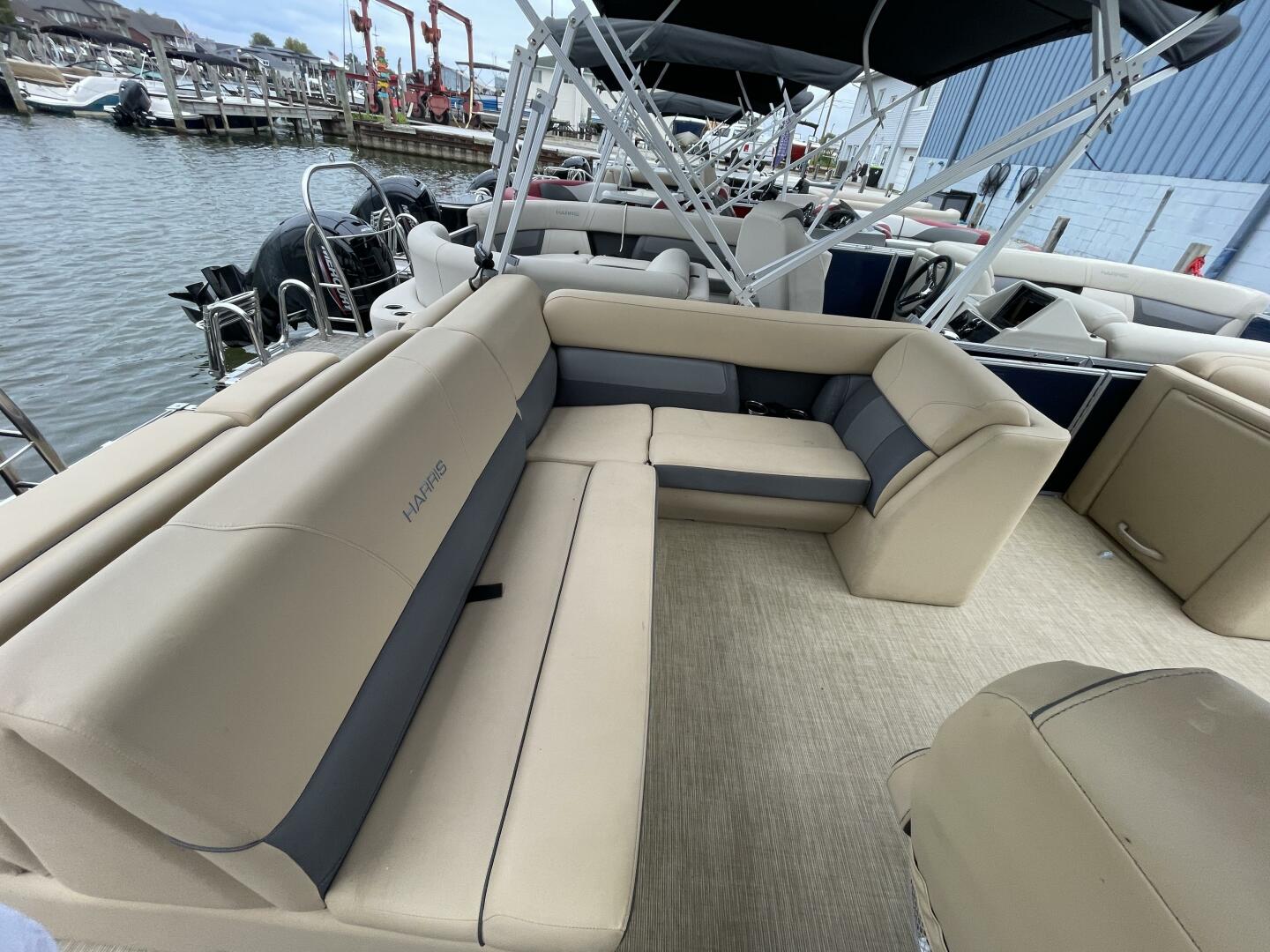 Slide: The Image of Harris Cruiser 230 CS 2023 - 4789062