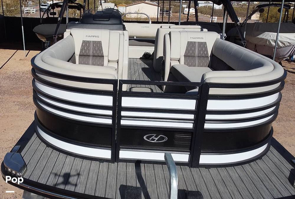 Slide: The Image of Harris Cruiser250 2022 - 7