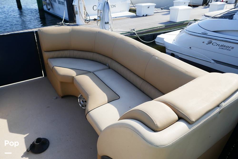 Slide: The Image of Harris Grand Mariner 250 2017 - 33
