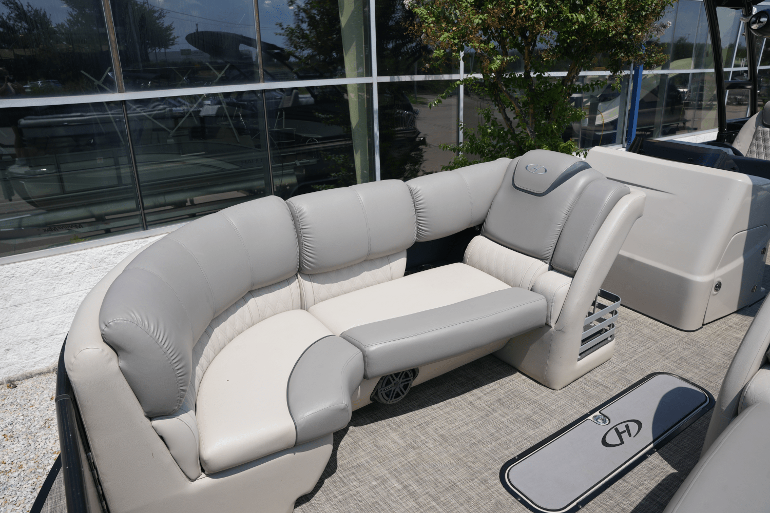 Slide: The Image of Harris Grand Mariner 250 2018 - 11