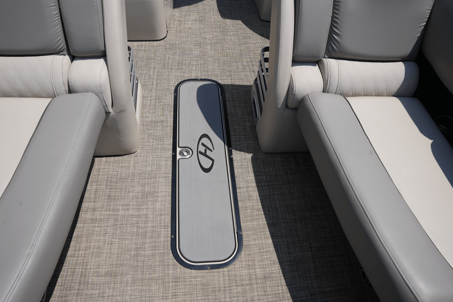 Slide: The Image of Harris Grand Mariner 250 2018 - 13