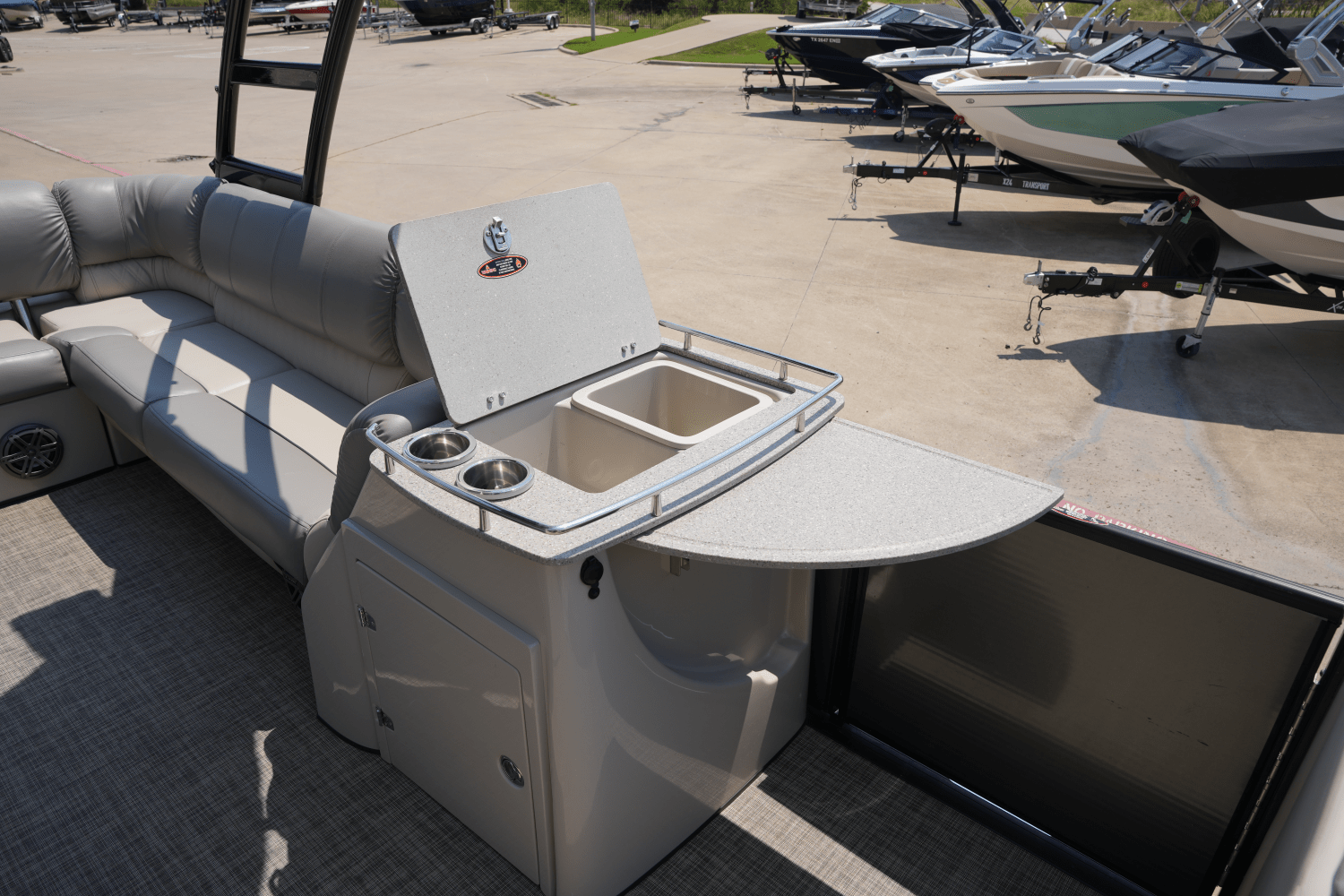 Slide: The Image of Harris Grand Mariner 250 2018 - 20