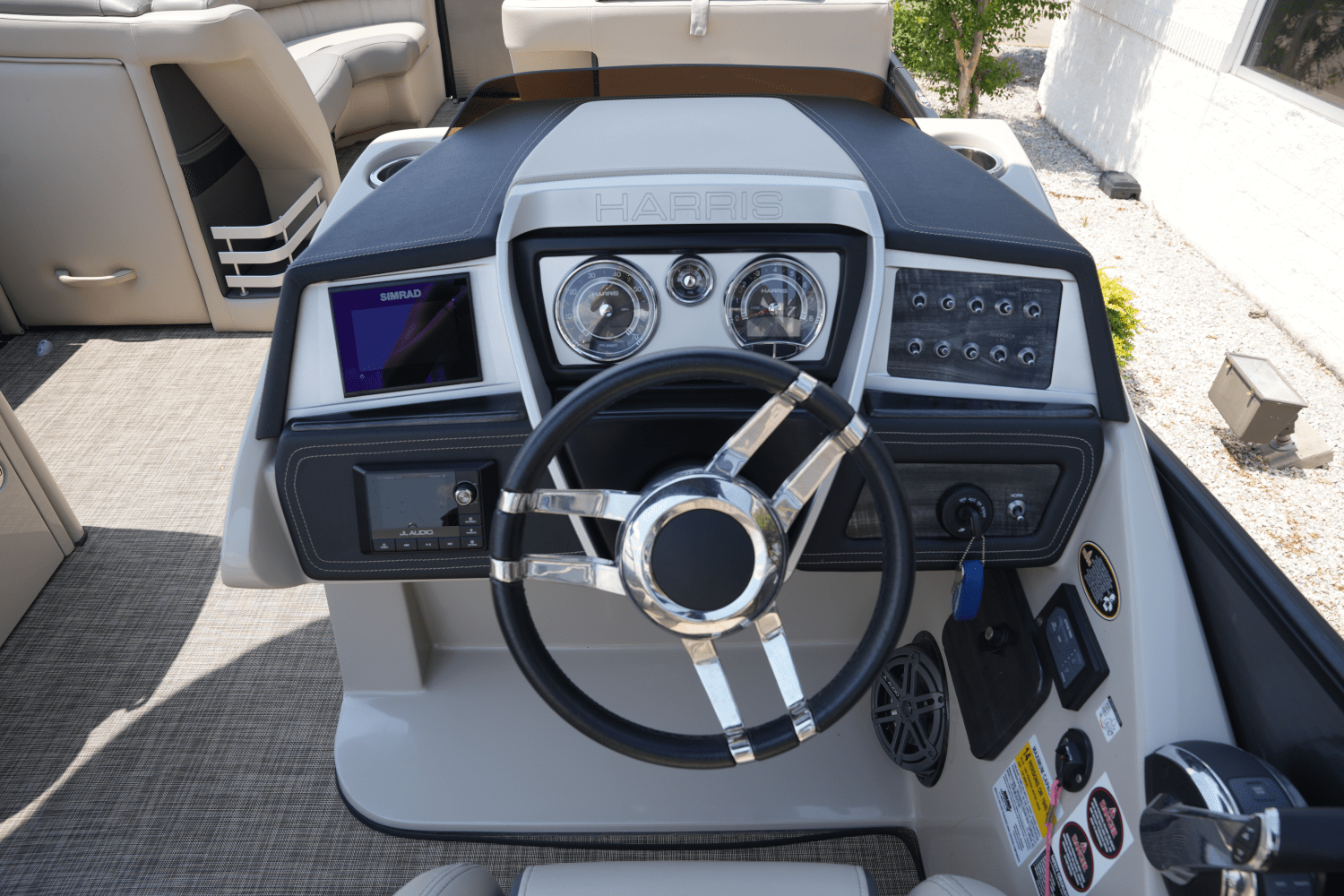 Slide: The Image of Harris Grand Mariner 250 2018 - 26