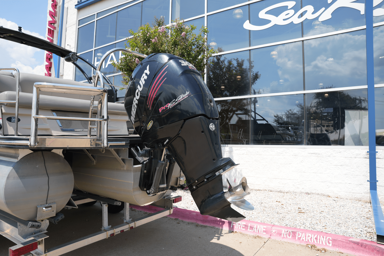 Slide: The Image of Harris Grand Mariner 250 2018 - 7