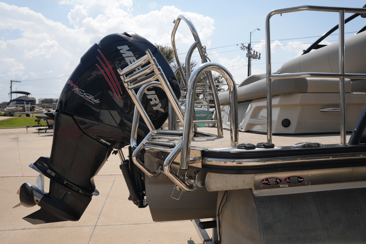 Slide: The Image of Harris Grand Mariner 250 2018 - 9