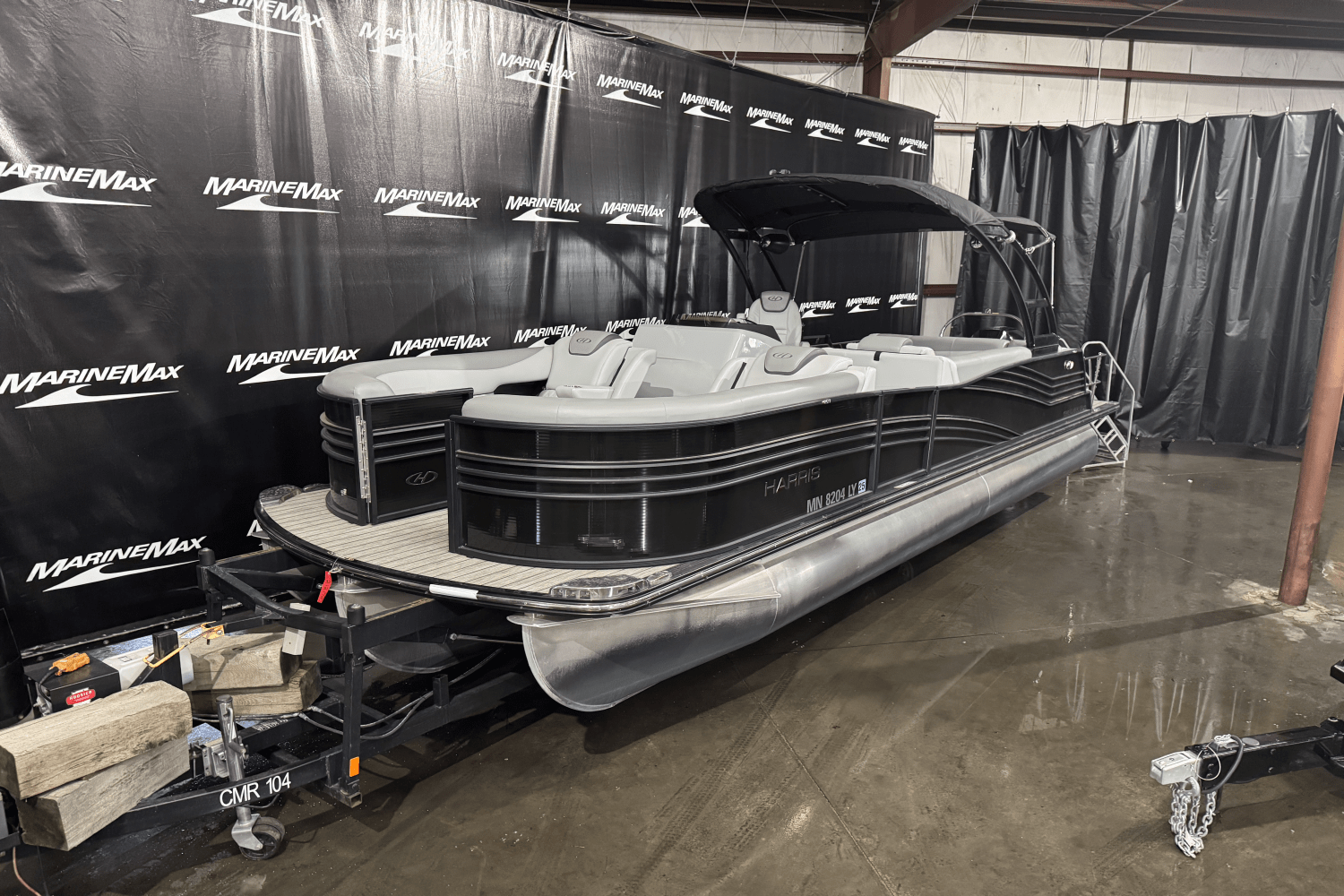 Slide: The Image of Harris Grand Mariner 250 2020 - 0