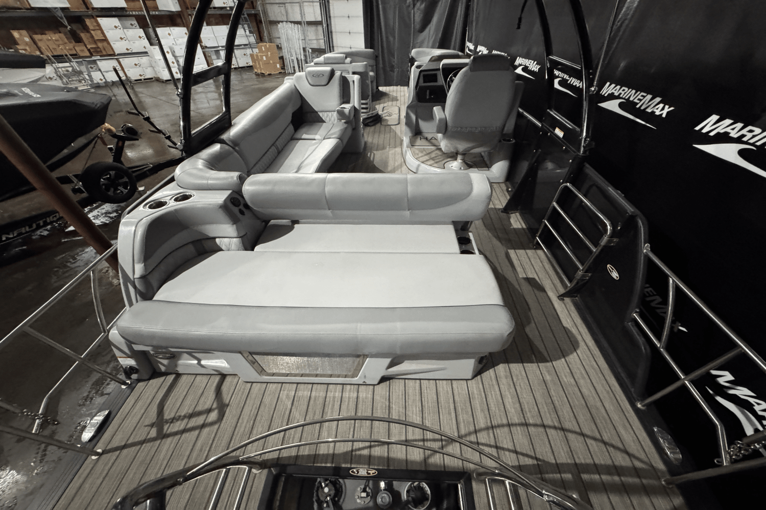 Slide: The Image of Harris Grand Mariner 250 2020 - 10