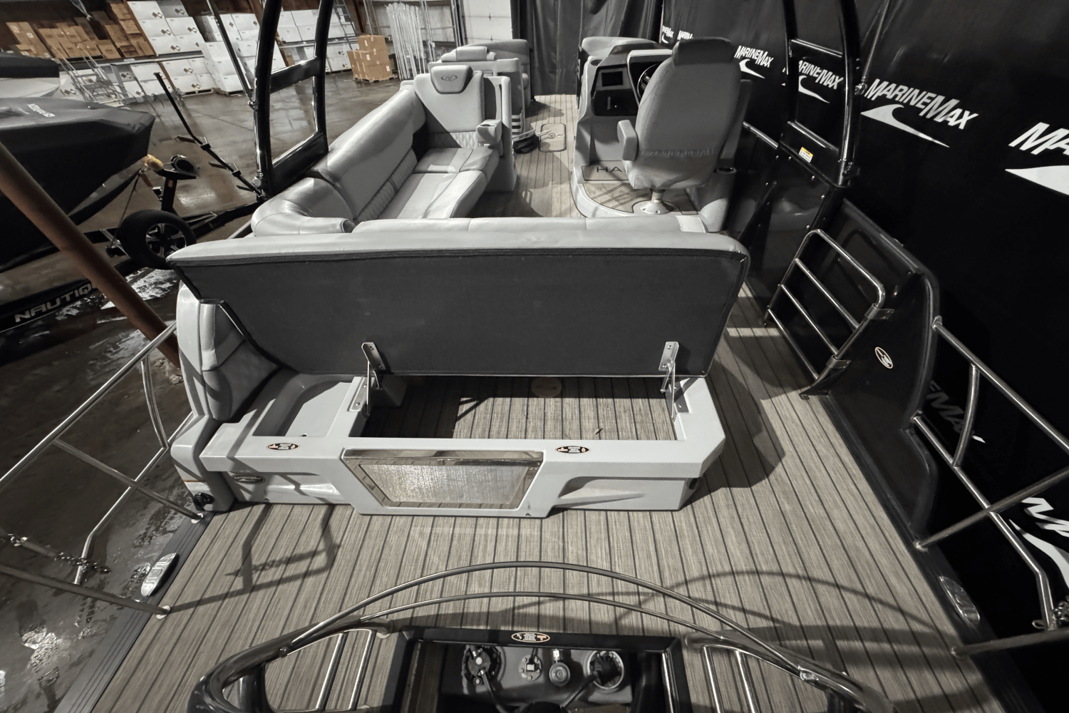 Slide: The Image of Harris Grand Mariner 250 2020 - 11