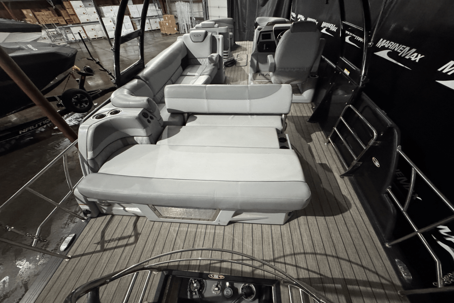 Slide: The Image of Harris Grand Mariner 250 2020 - 12