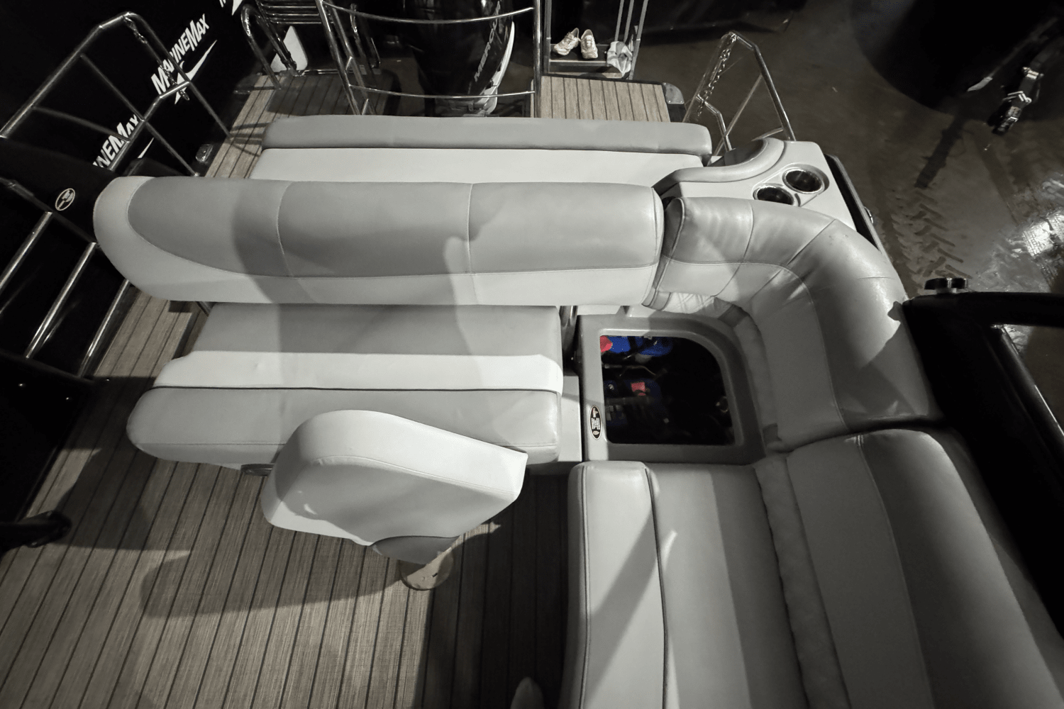 Slide: The Image of Harris Grand Mariner 250 2020 - 18