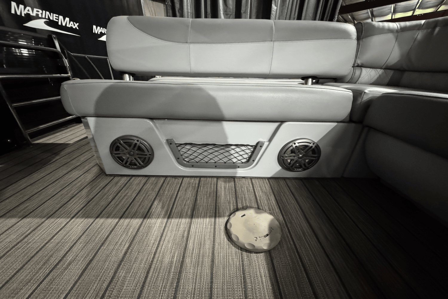 Slide: The Image of Harris Grand Mariner 250 2020 - 26