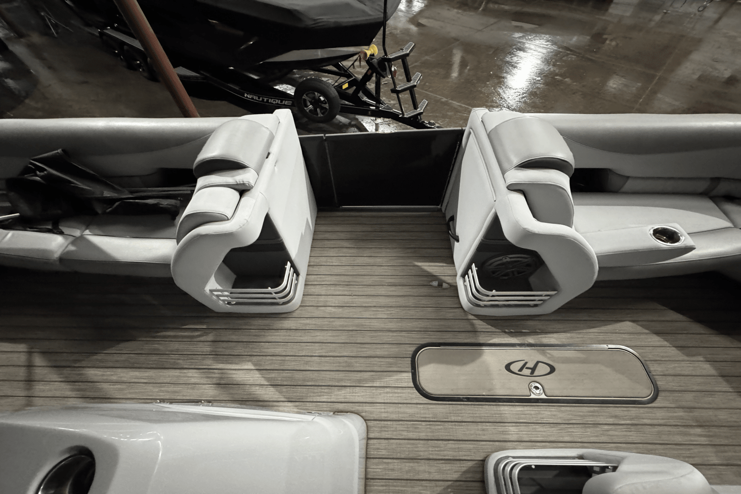 Slide: The Image of Harris Grand Mariner 250 2020 - 29