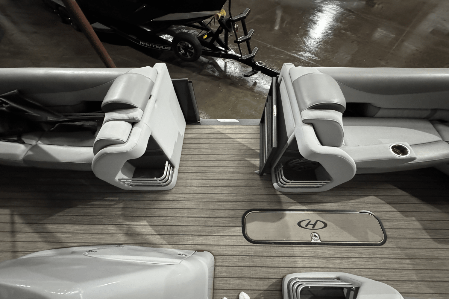 Slide: The Image of Harris Grand Mariner 250 2020 - 34