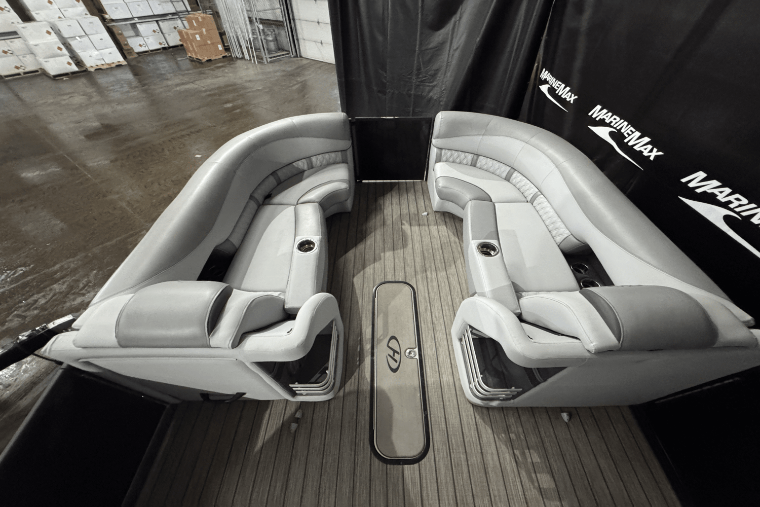 Slide: The Image of Harris Grand Mariner 250 2020 - 40