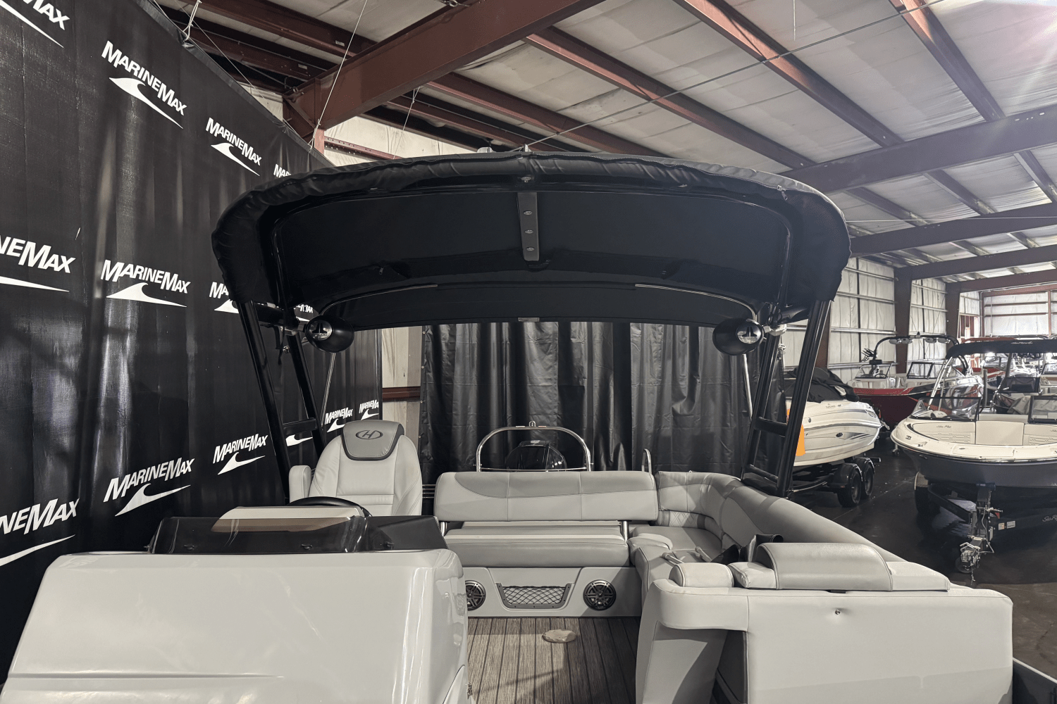 Slide: The Image of Harris Grand Mariner 250 2020 - 46