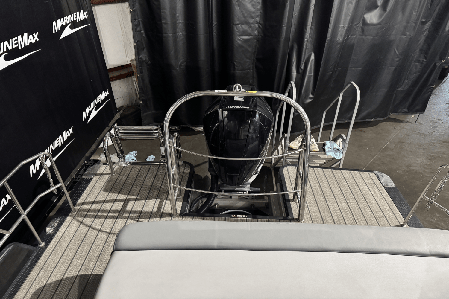 Slide: The Image of Harris Grand Mariner 250 2020 - 7