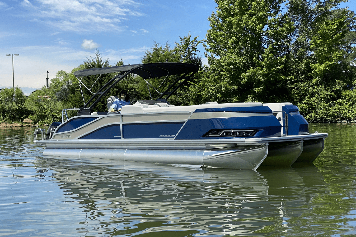 Slide: The Image of Harris Grand Mariner 250 2025 - 0