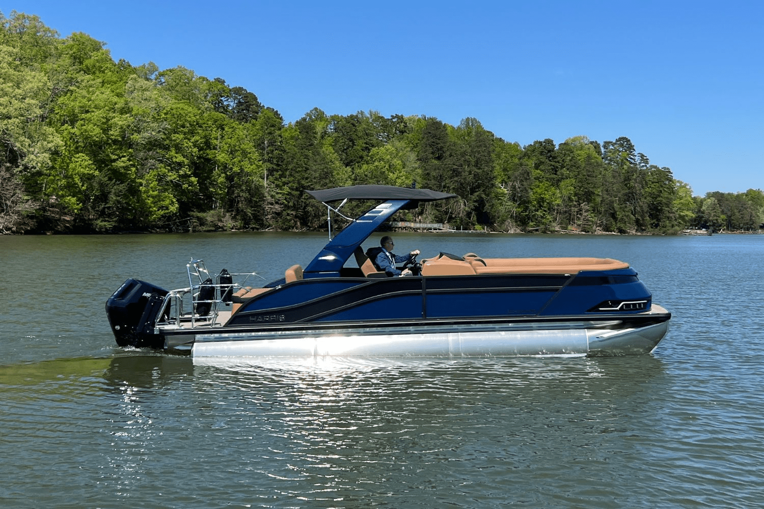 Slide: The Image of Harris Grand Mariner 250 2025 - 0