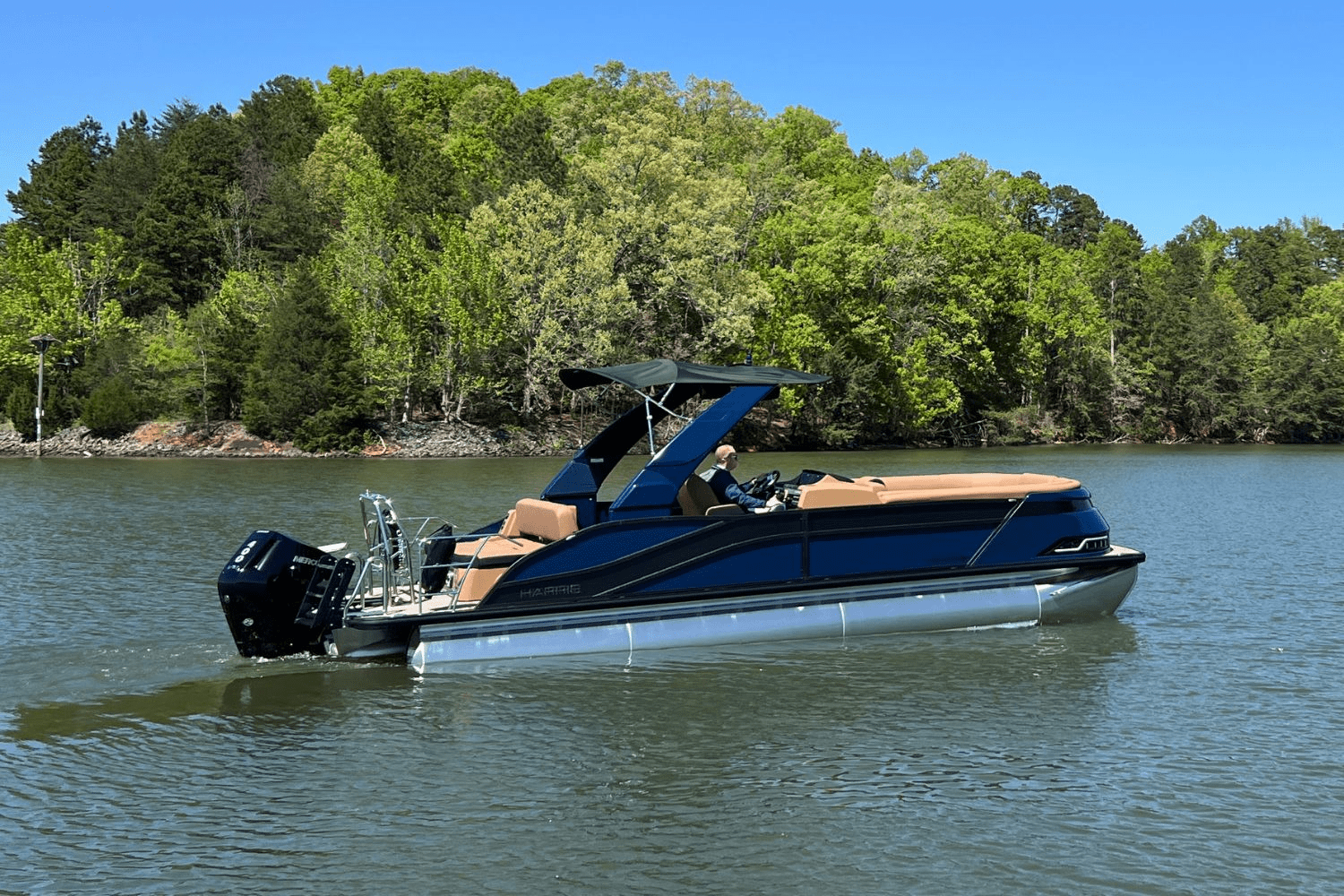 Slide: The Image of Harris Grand Mariner 250 2025 - 1