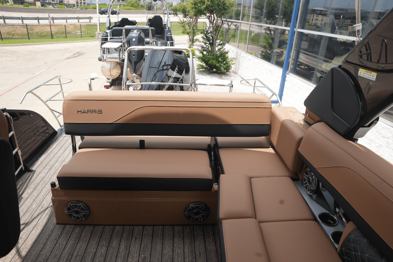 Slide: The Image of Harris Grand Mariner 250 2025 - 13