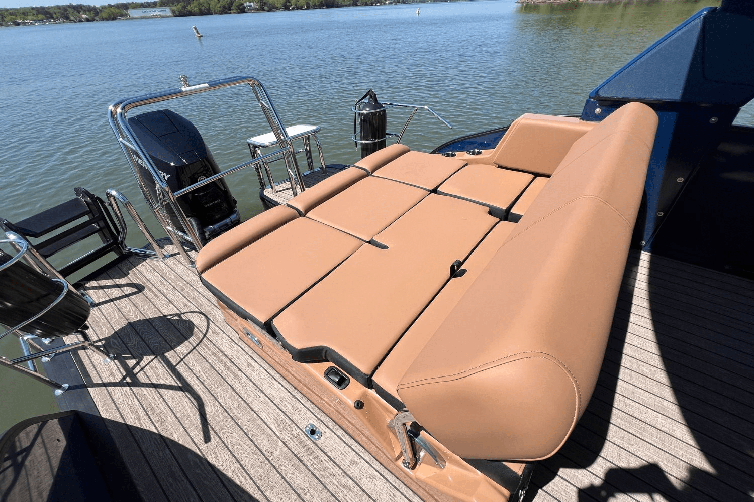 Slide: The Image of Harris Grand Mariner 250 2025 - 20