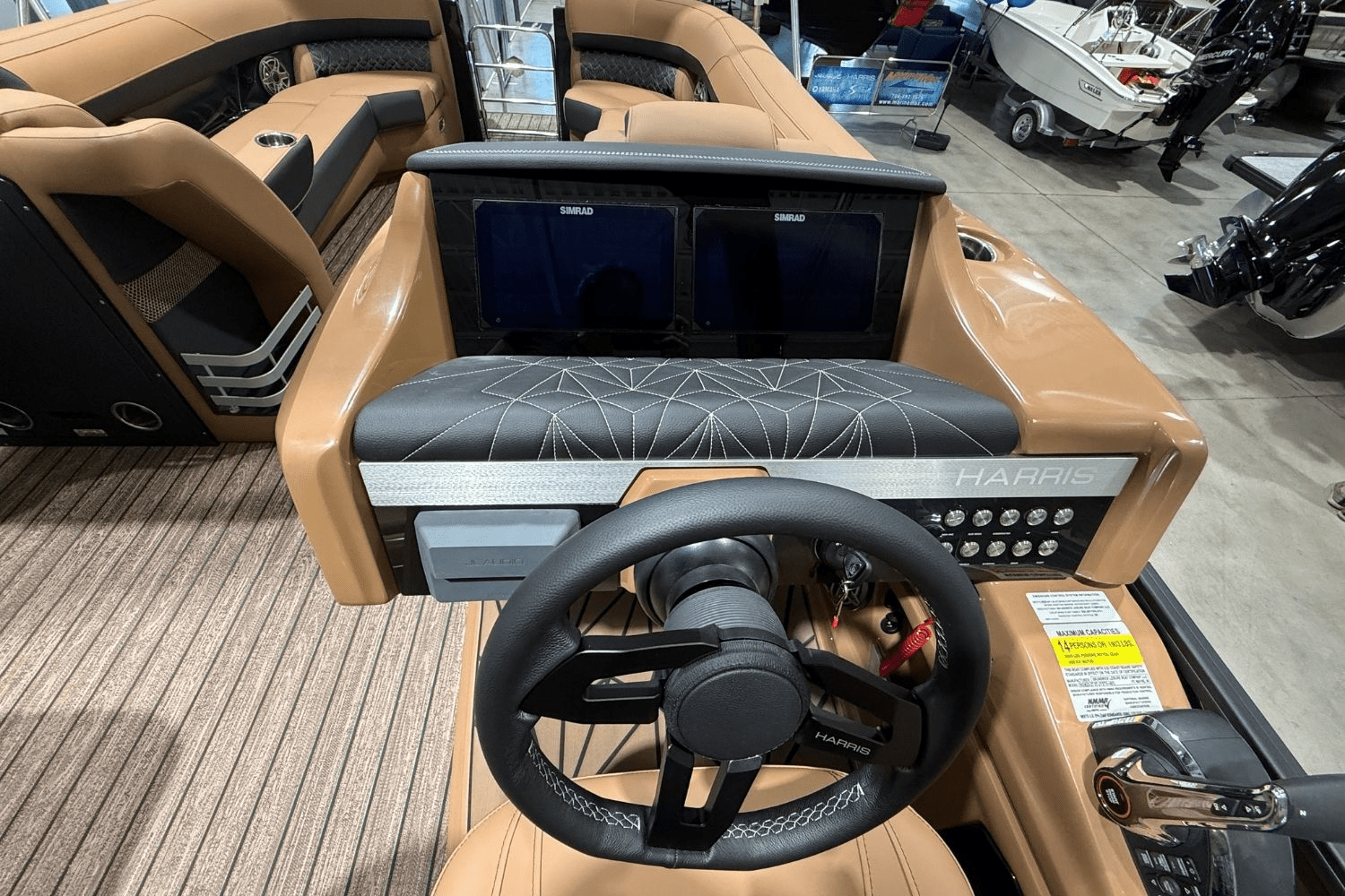 Slide: The Image of Harris Grand Mariner 250 2025 - 25