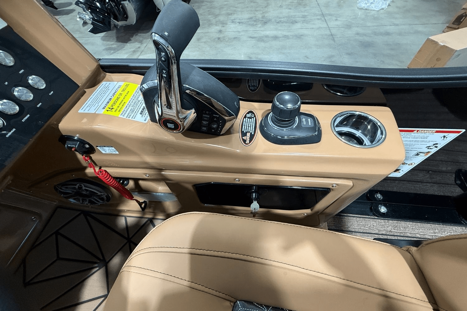 Slide: The Image of Harris Grand Mariner 250 2025 - 27