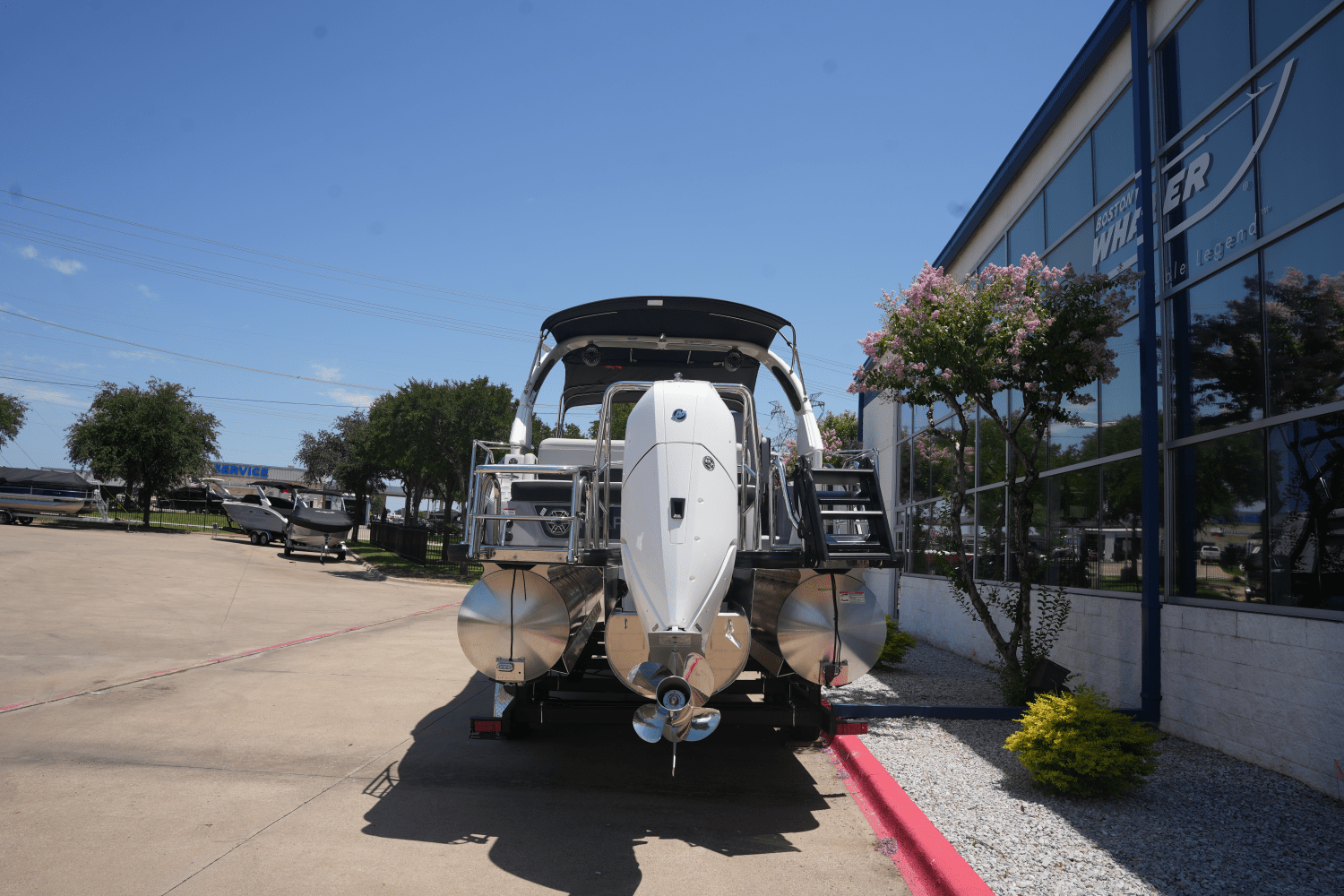 Slide: The Image of Harris Grand Mariner 250 2025 - 3