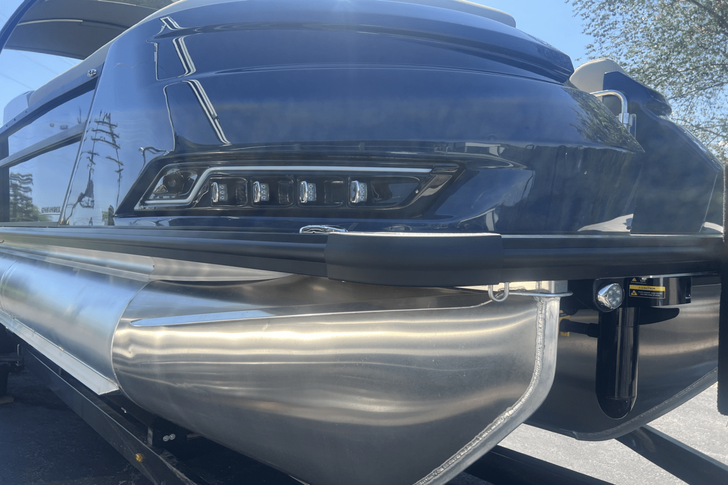 Slide: The Image of Harris Grand Mariner 250 2025 - 56