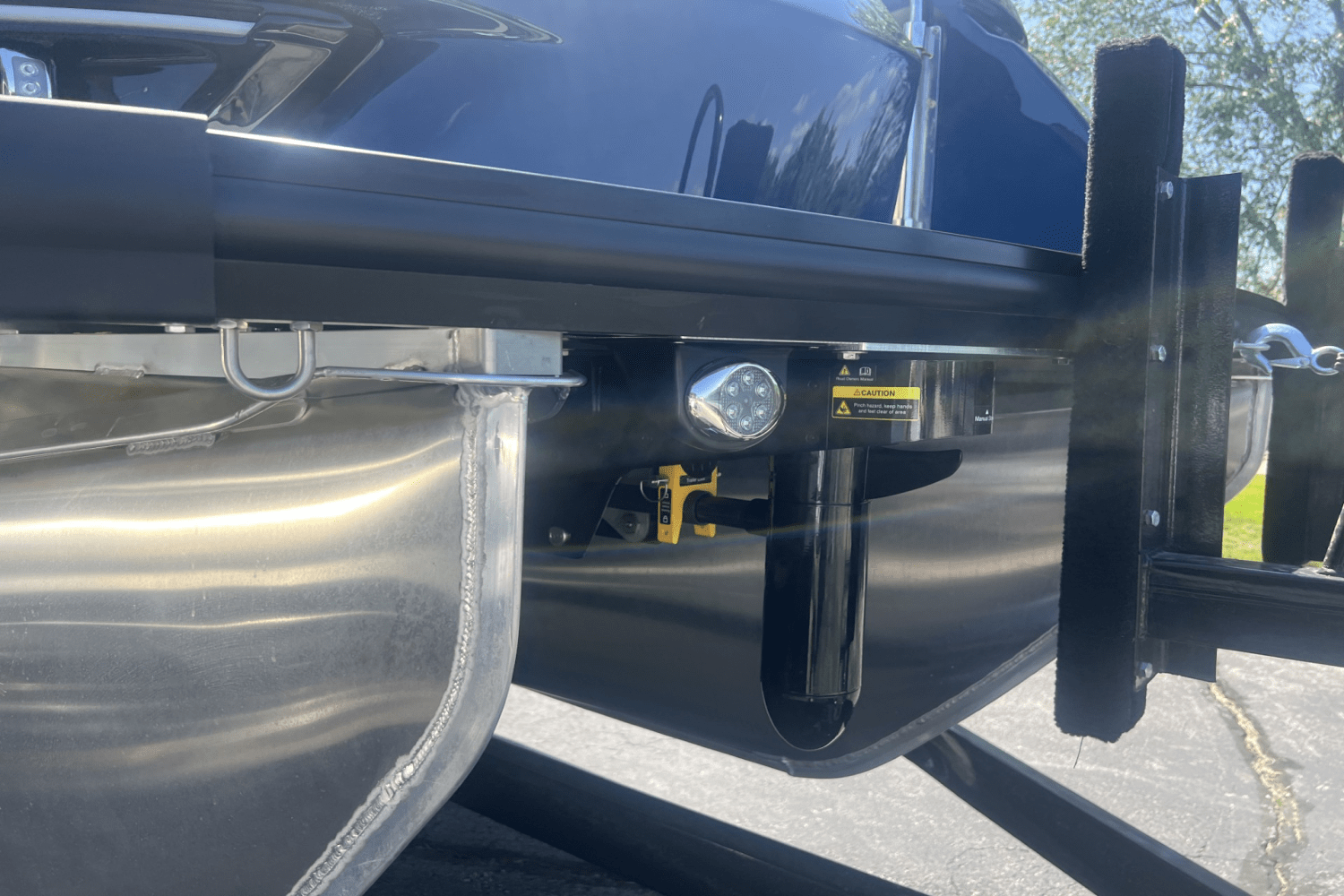 Slide: The Image of Harris Grand Mariner 250 2025 - 57