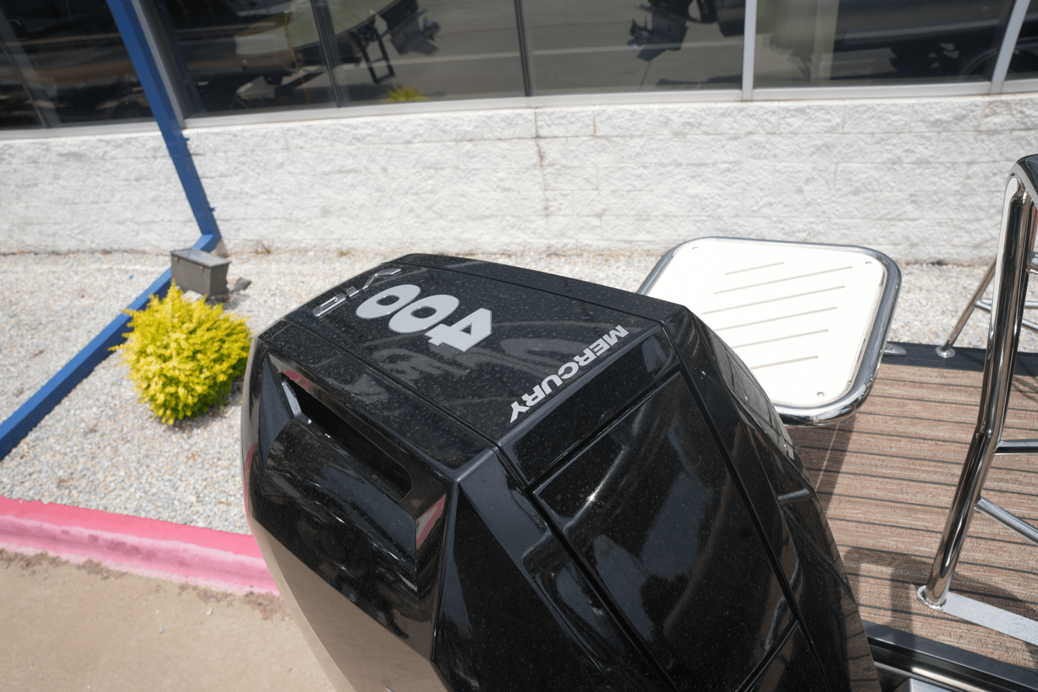 Slide: The Image of Harris Grand Mariner 250 2025 - 6