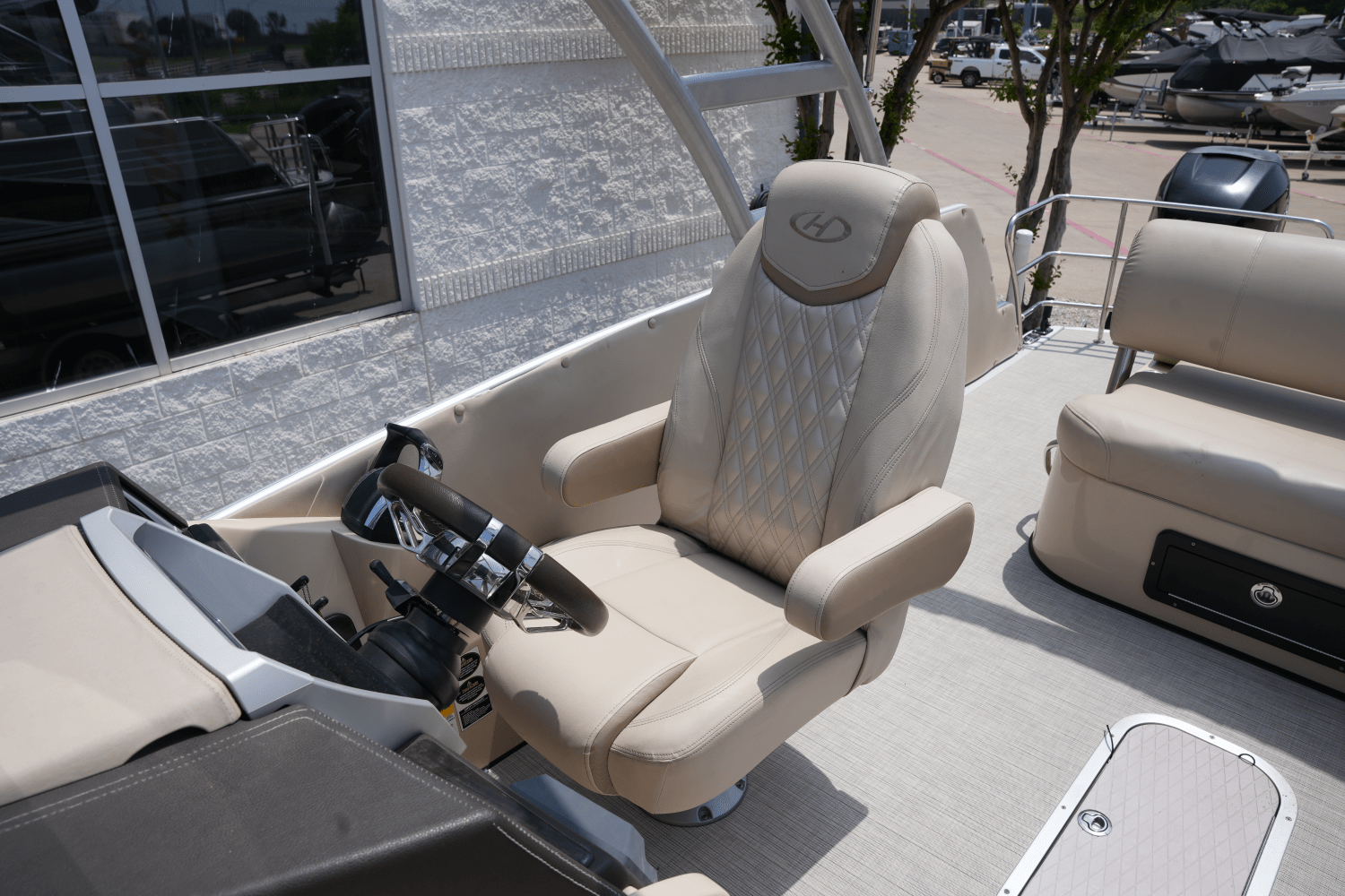 Slide: The Image of Harris GRAND MARINER (TWIN ENGINE) 2017 - 12