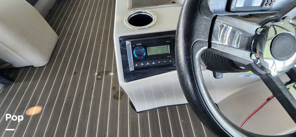 Slide: The Image of Harris HCX23 Cruiser 230 2022 - 15188108