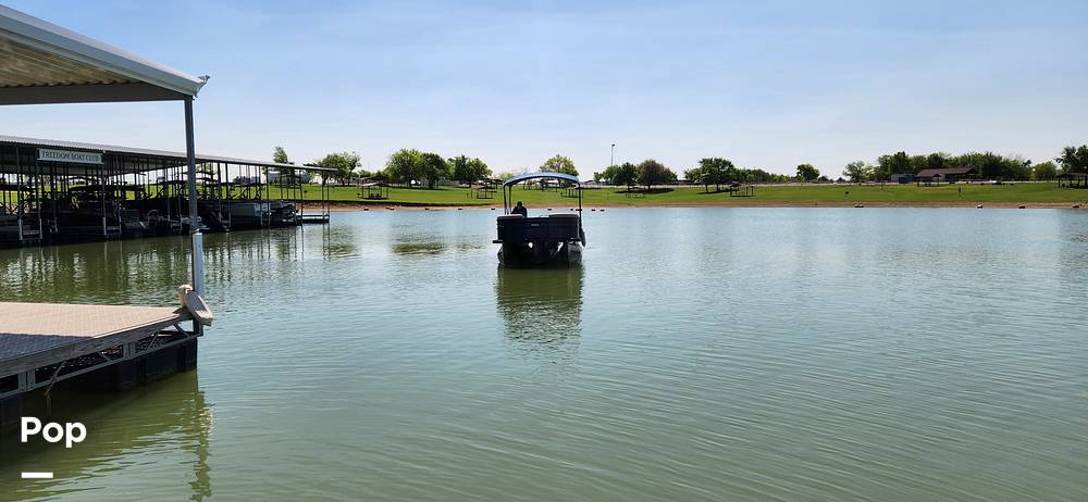 Slide: The Image of Harris HCX23 Cruiser 230 2022 - 15327626