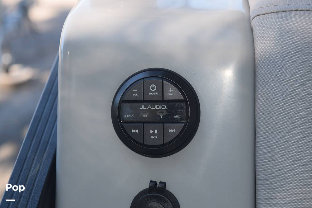 Slide: The Image of Stereo System - 13303024