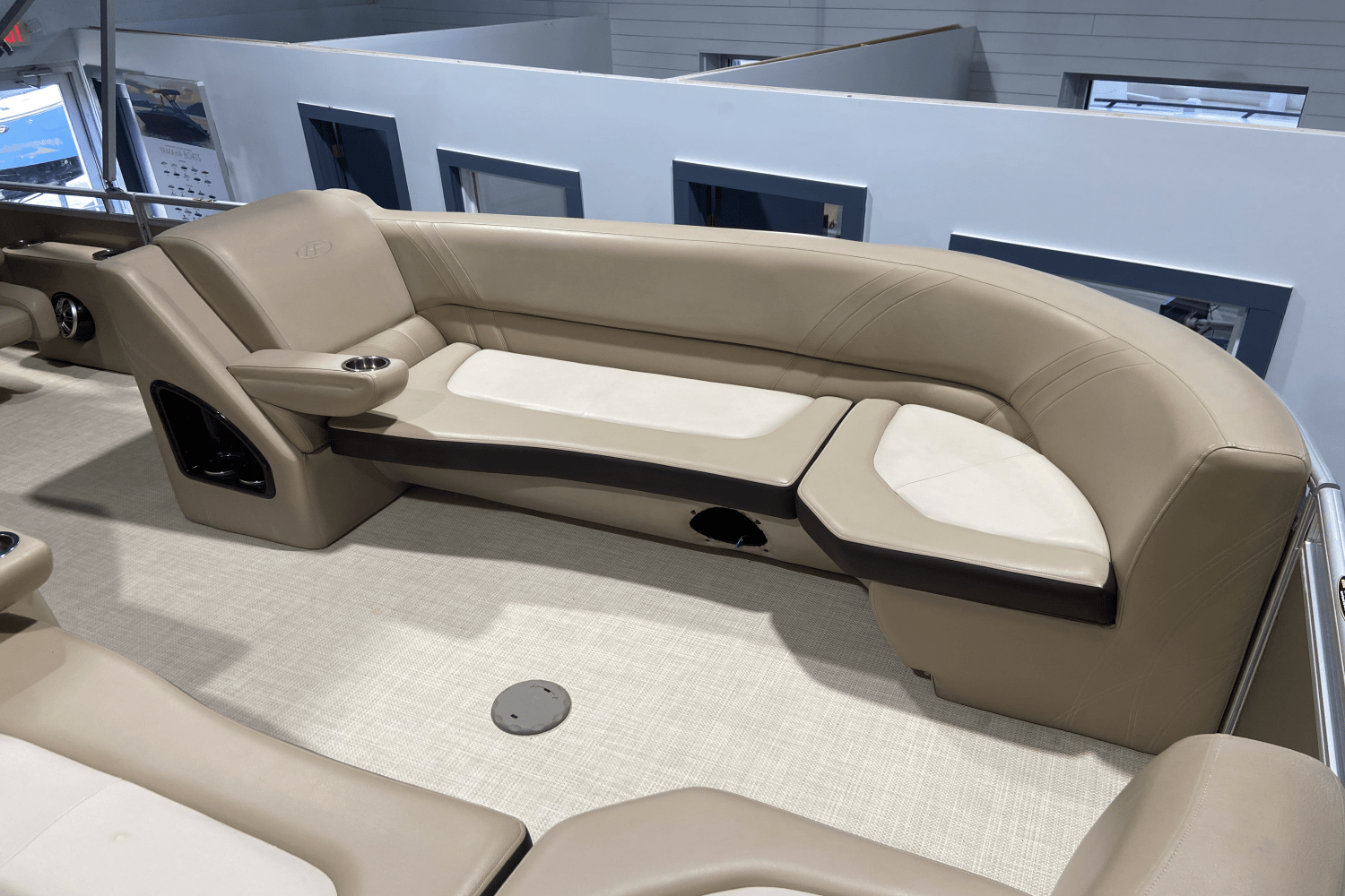 Slide: The Image of Harris SOLSTICE 240 2014 - 18